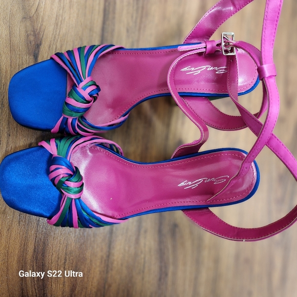 Women's platform shoes - Picture 3 of 9